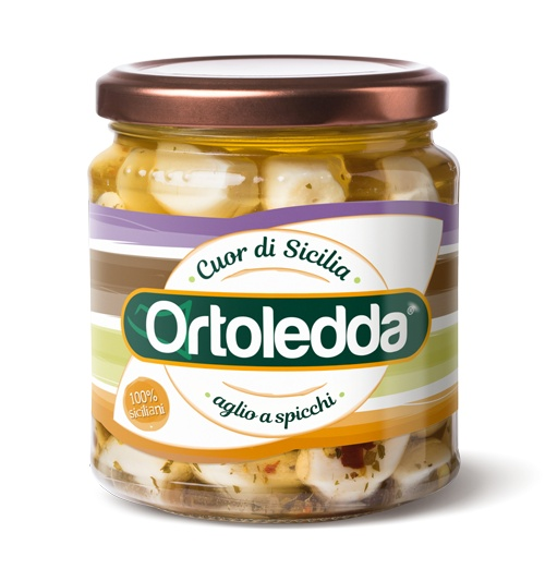 vaso di aglio a spicchi in olio marca ortoledda produzione artigianale siciliana